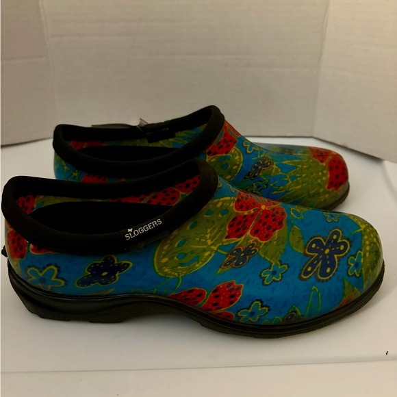 Sloggers Shoes - NWT blue floral waterproof rugged outdoor slip on sloggers clogs size 7@